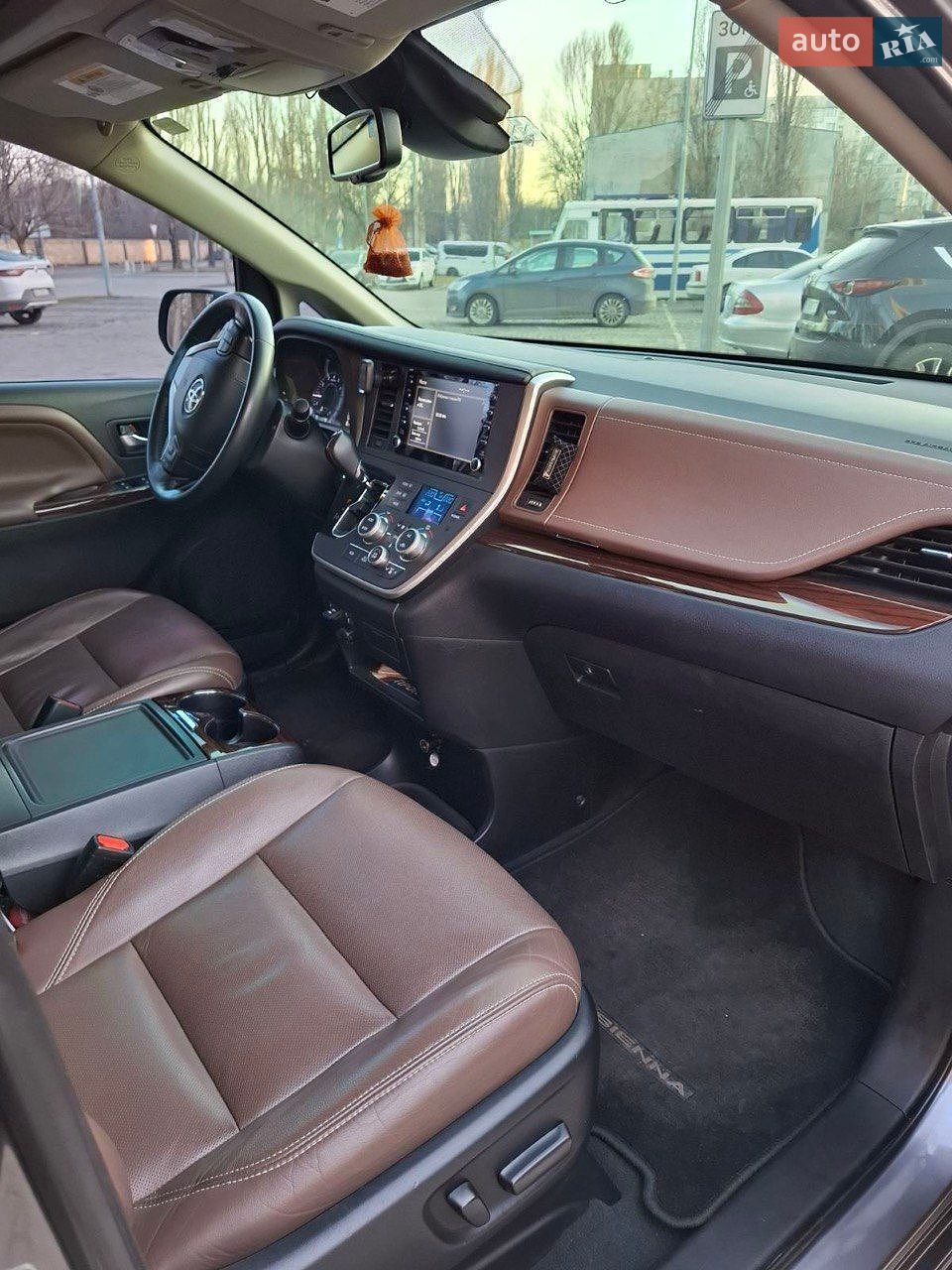 Toyota Sienna 2019 VIN 5TDDZ3DC6LS237123 фото оголошення 17 з 29