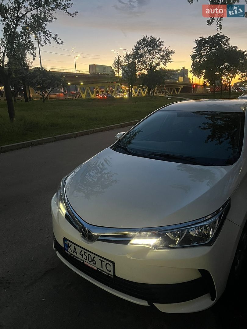 Toyota Corolla 2017 VIN NMTBB9JE80R202193 фото оголошення 4 з 13