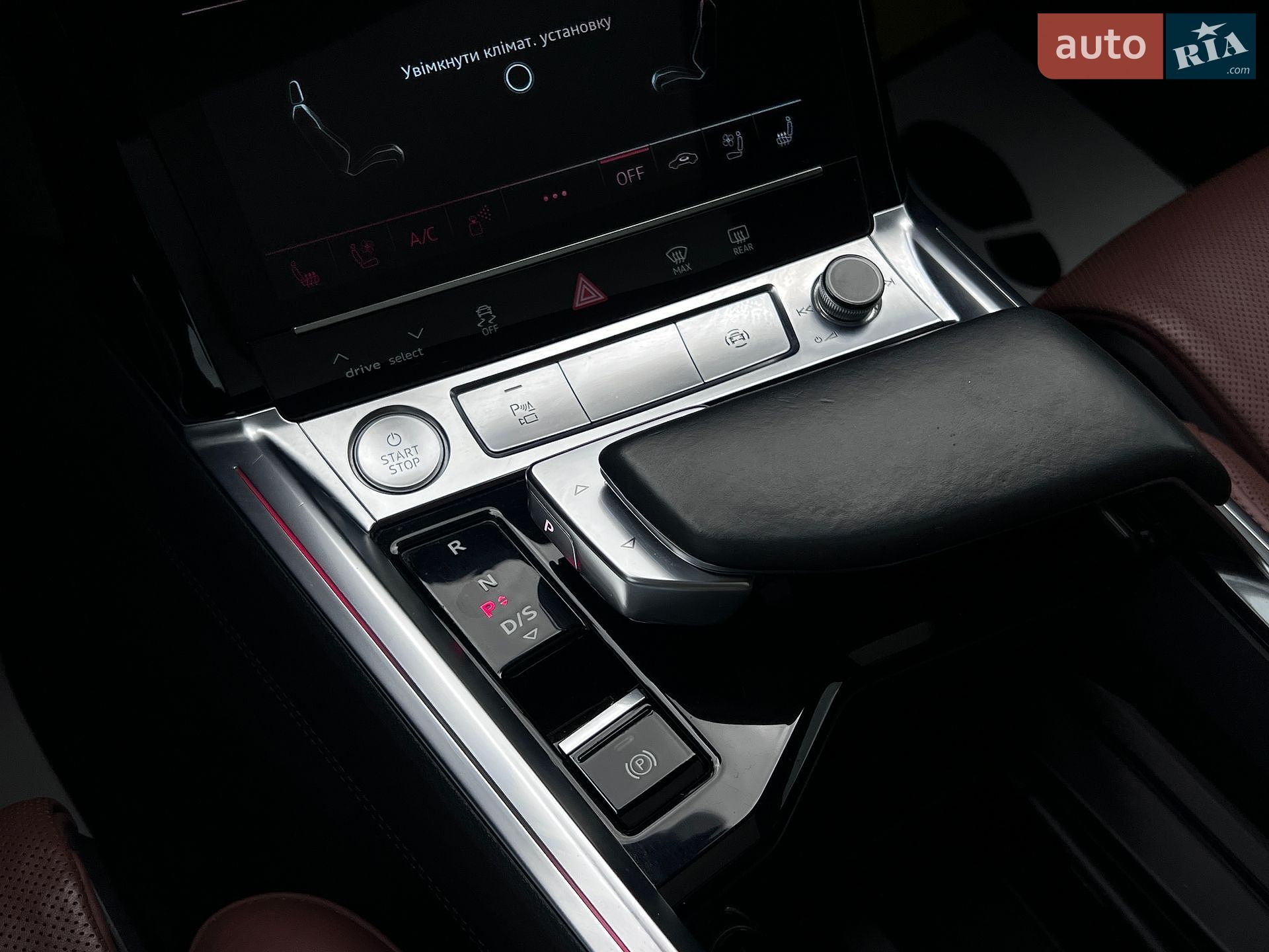 Audi e-tron 2019 VIN WA1VAAGE1KB024951 фото оголошення 30 з 34