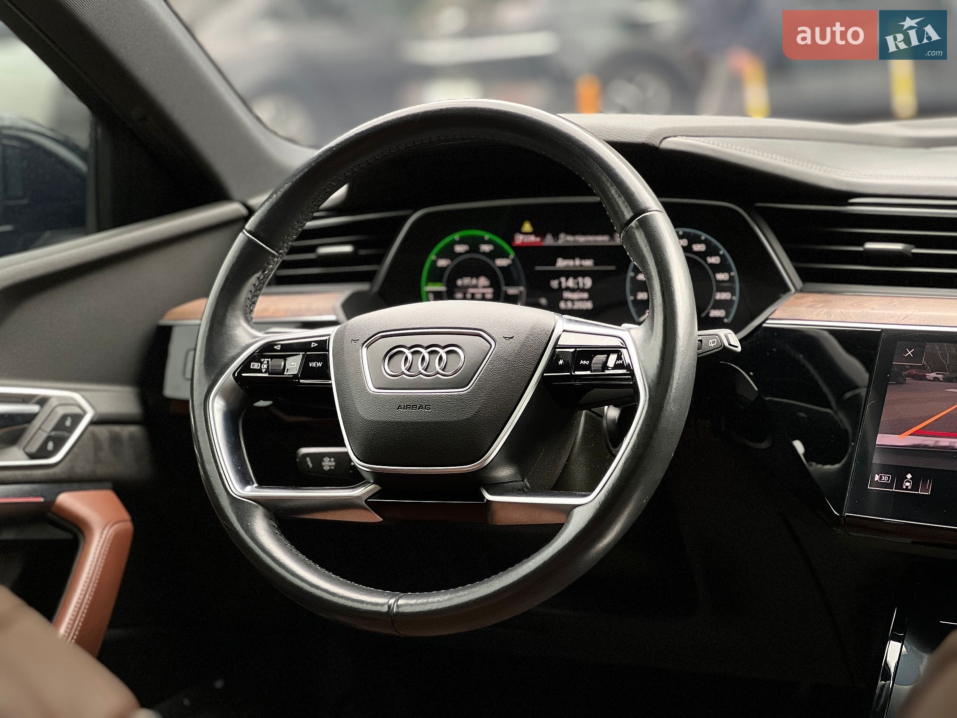 Audi e-tron 2019 VIN WA1VAAGE1KB024951 фото оголошення 33 з 34