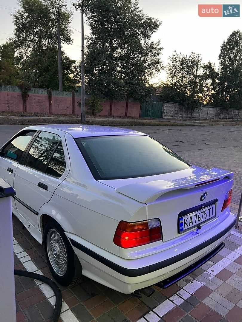 BMW 3 Series 1995 VIN WBAAK510109716196 фото оголошення 7 з 18