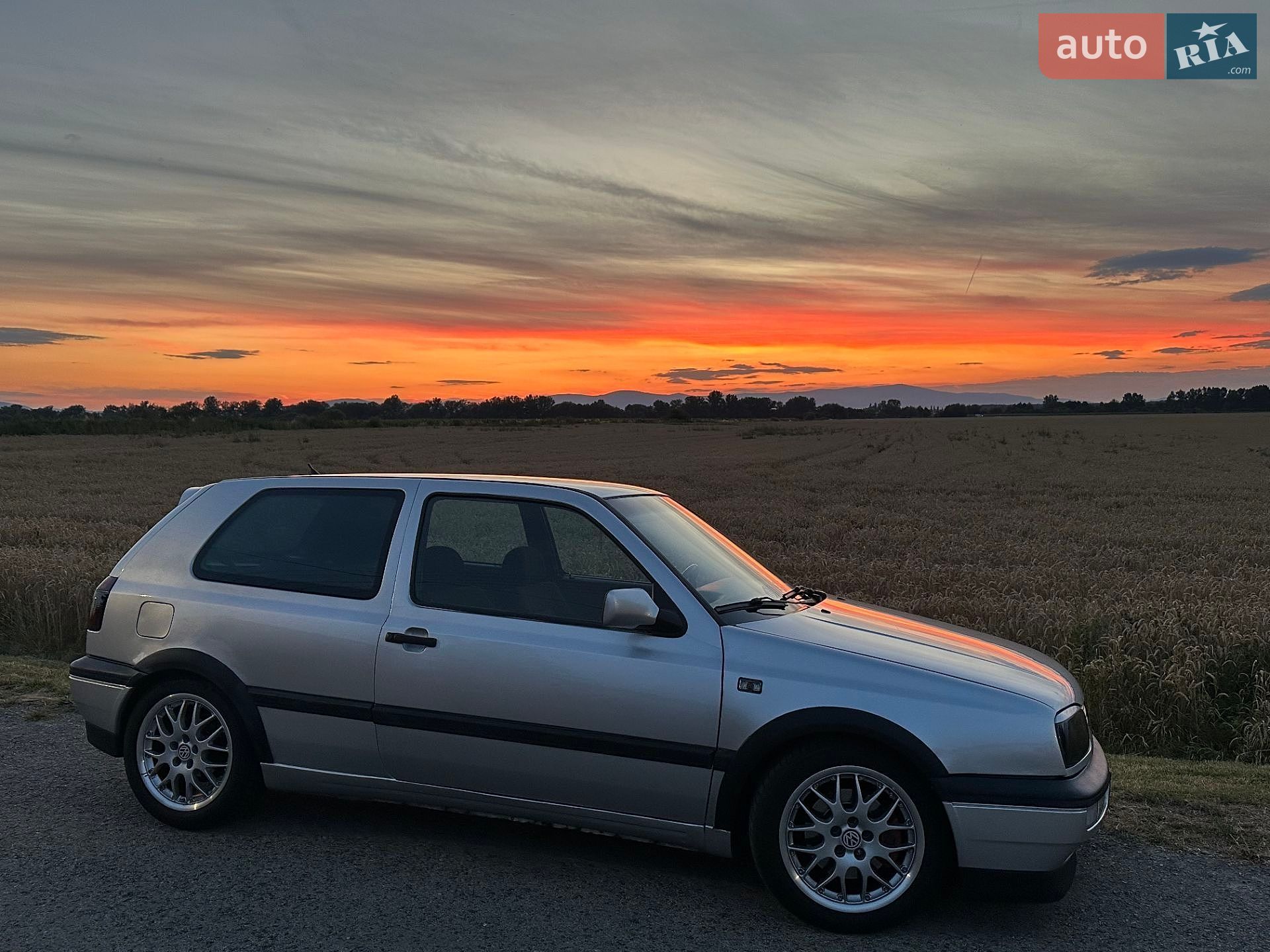 Volkswagen Golf 1994 VIN WVWZZZ1HZRW716042 фото оголошення 3 з 5