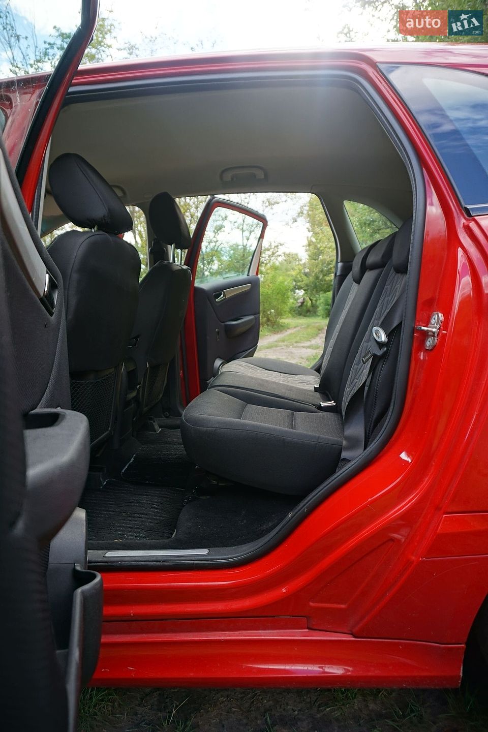 Mercedes-Benz B-Class 2010 VIN WDD2452322J602960 фото оголошення 25 з 36