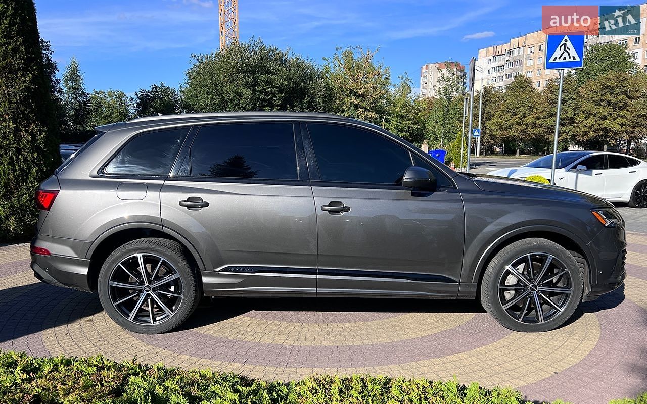 Audi Q7 2023 VIN WA1LXBF73PD020765 фото оголошення 9 з 37