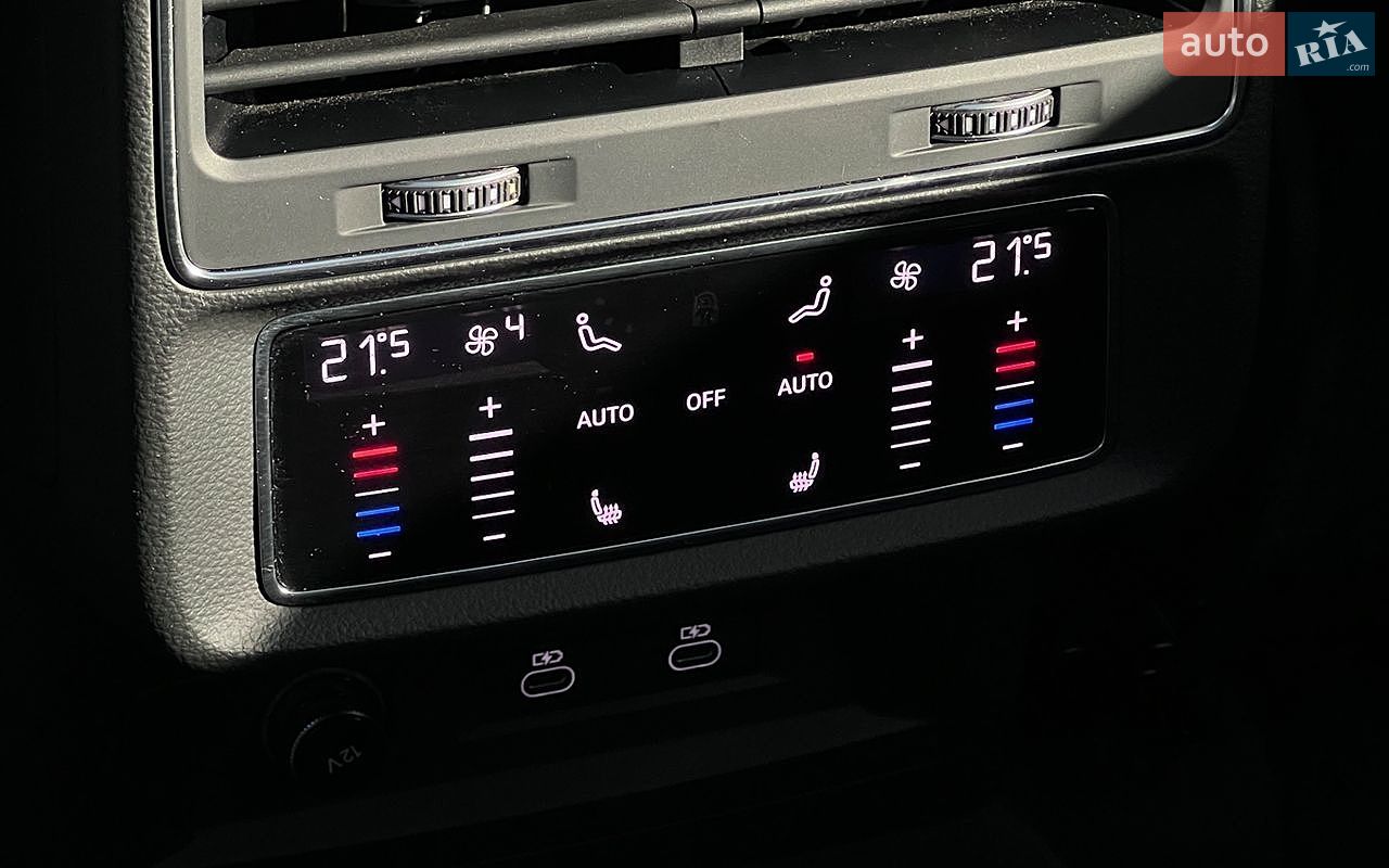 Audi Q7 2023 VIN WA1LXBF73PD020765 фото оголошення 26 з 37