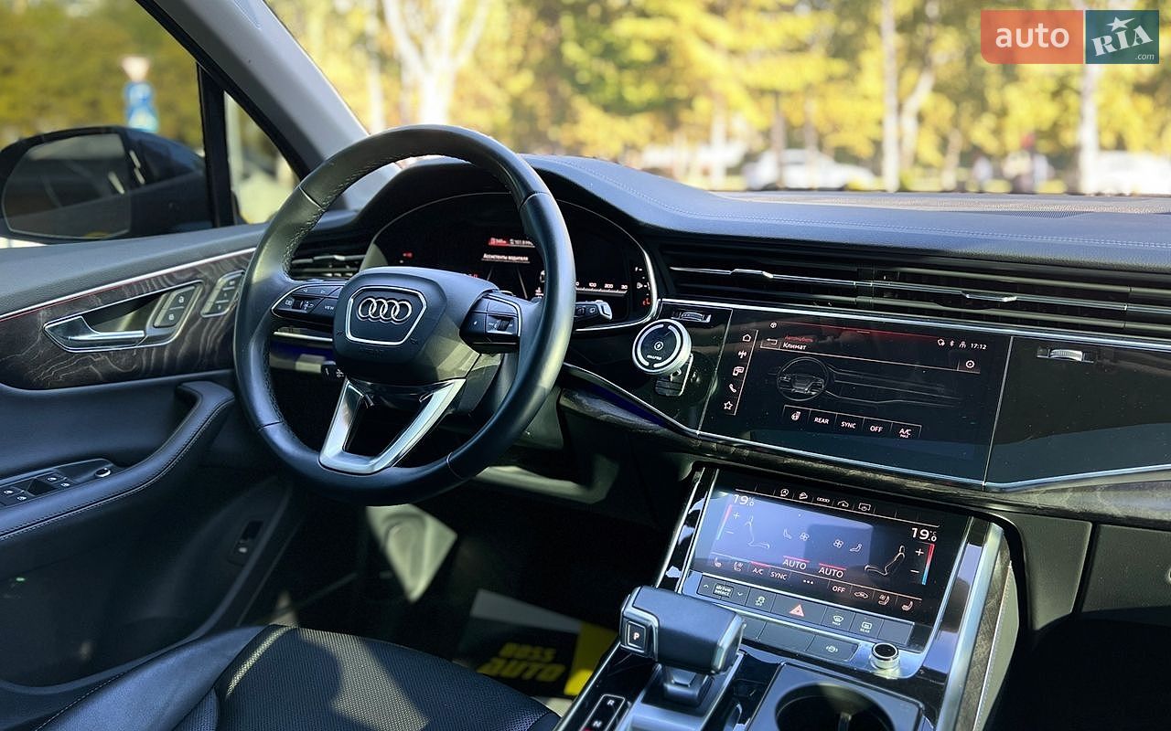 Audi Q7 2023 VIN WA1LXBF73PD020765 фото оголошення 28 з 37
