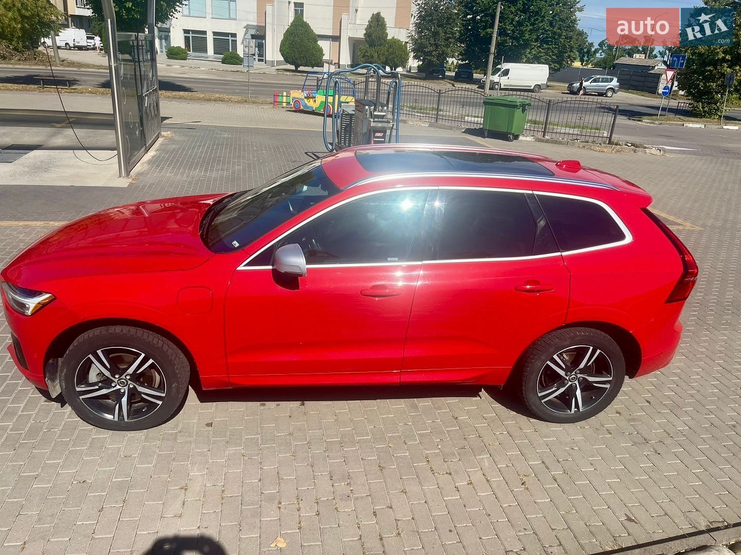 Volvo XC60 2017 VIN YV4BR0DM7J1048230 фото оголошення 6 з 24