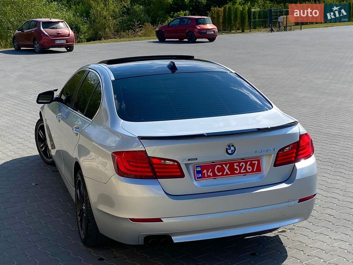 BMW 5 Series 2013 VIN WBAXH5C59DD107667 фото оголошення 2 з 40