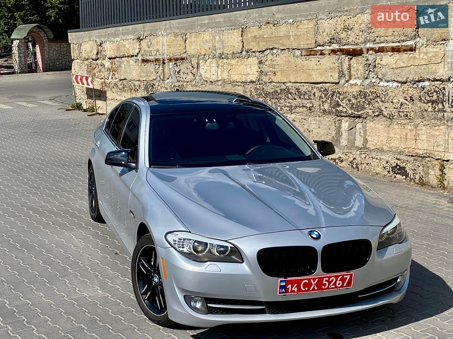 BMW 5 Series 2013 VIN WBAXH5C59DD107667 фото оголошення 8 з 40
