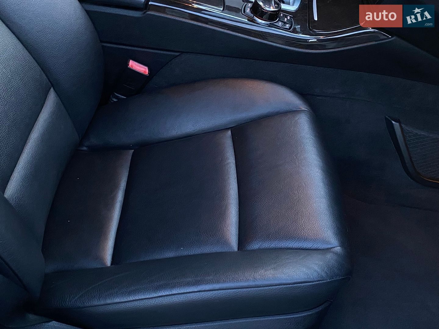 BMW 5 Series 2013 VIN WBAXH5C59DD107667 фото оголошення 24 з 40