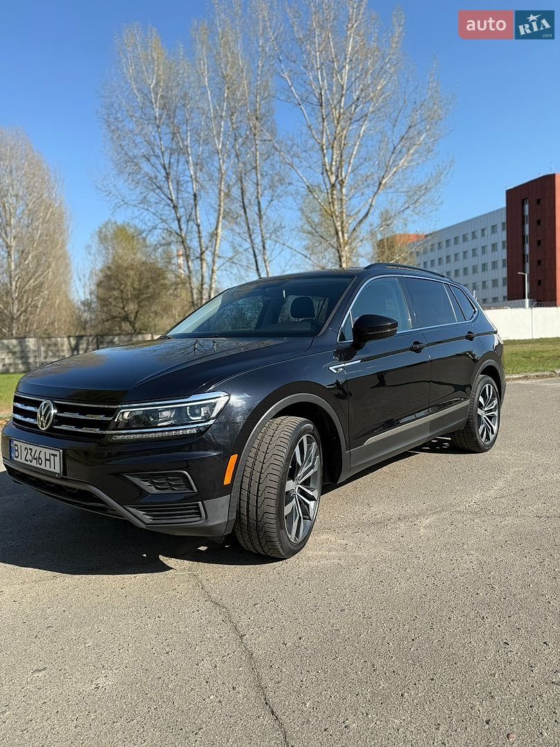 Volkswagen Tiguan 2018 VIN 3VV3B7AX5KM046761 фото оголошення 5 з 16