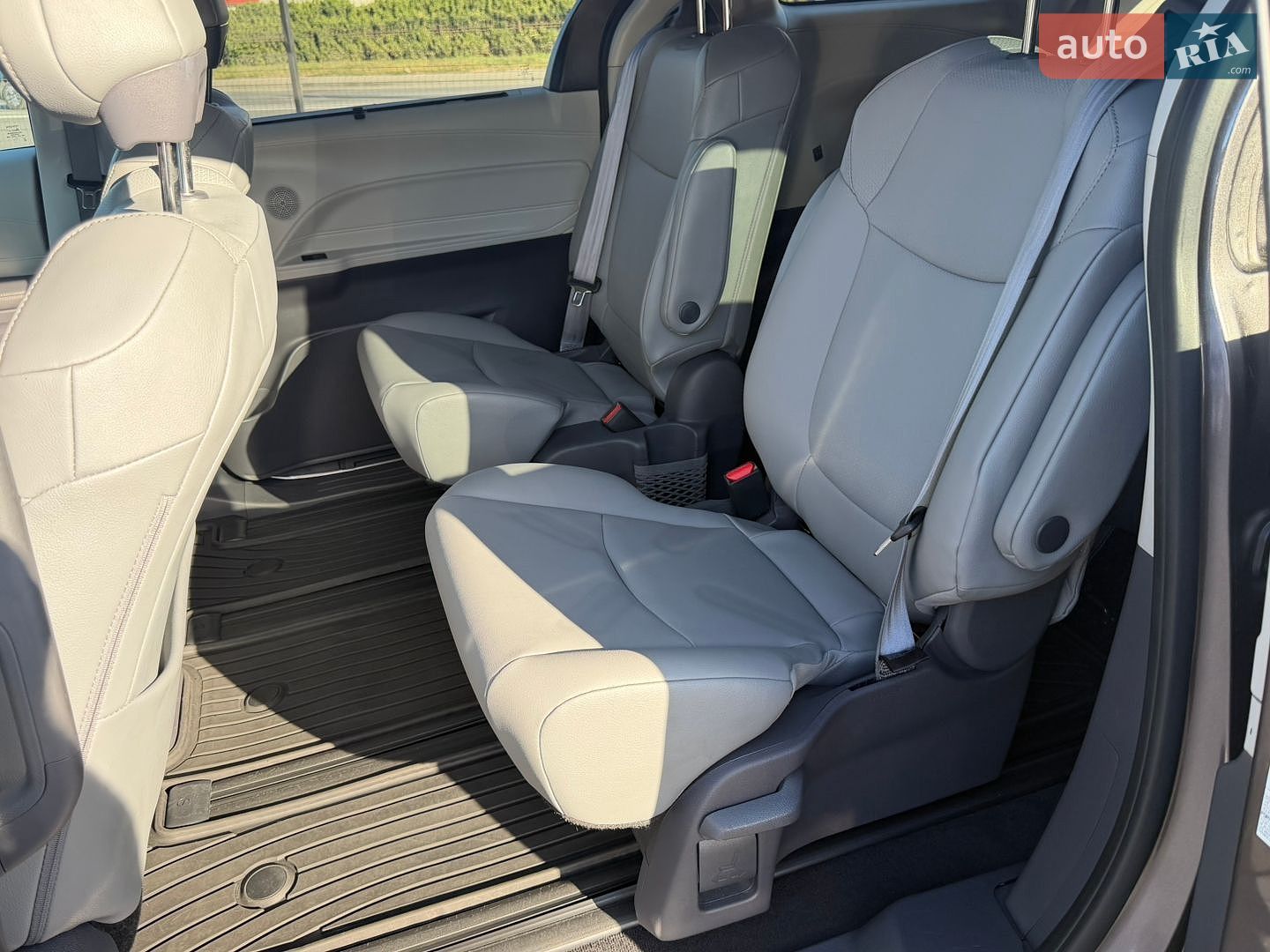 Toyota Sienna 2021 VIN 5TDYSKFC6MS012649 фото оголошення 23 з 23
