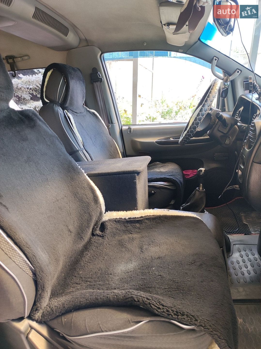 Hyundai H-1 2006 VIN KMJWWH7JP6U732581 фото оголошення 7 з 31