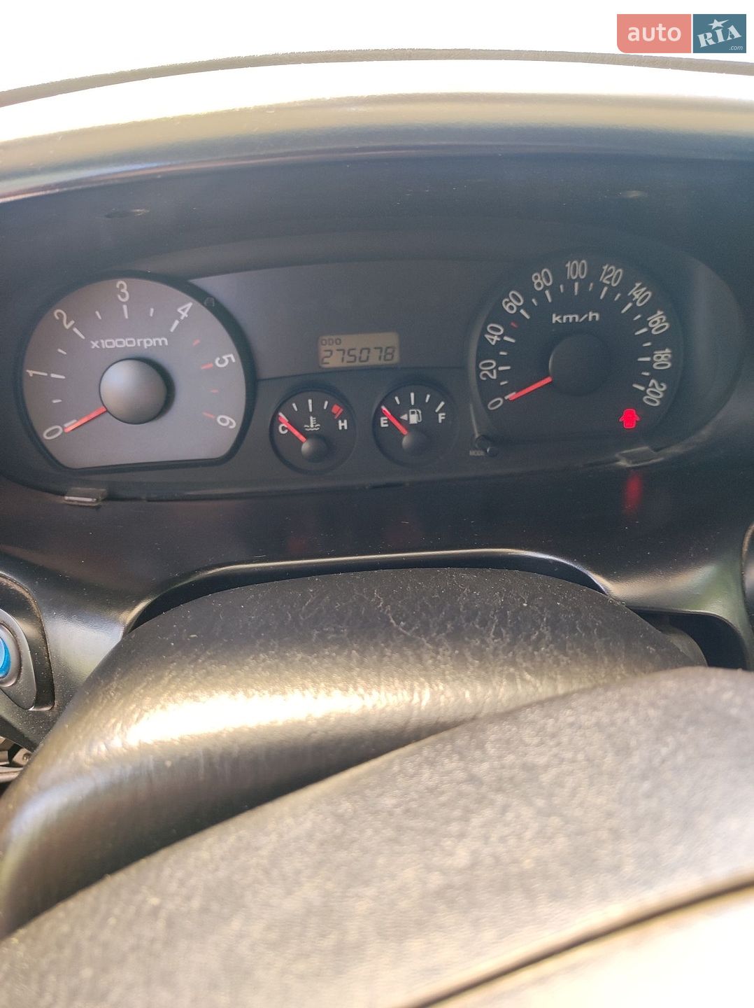 Hyundai H-1 2006 VIN KMJWWH7JP6U732581 фото оголошення 14 з 31