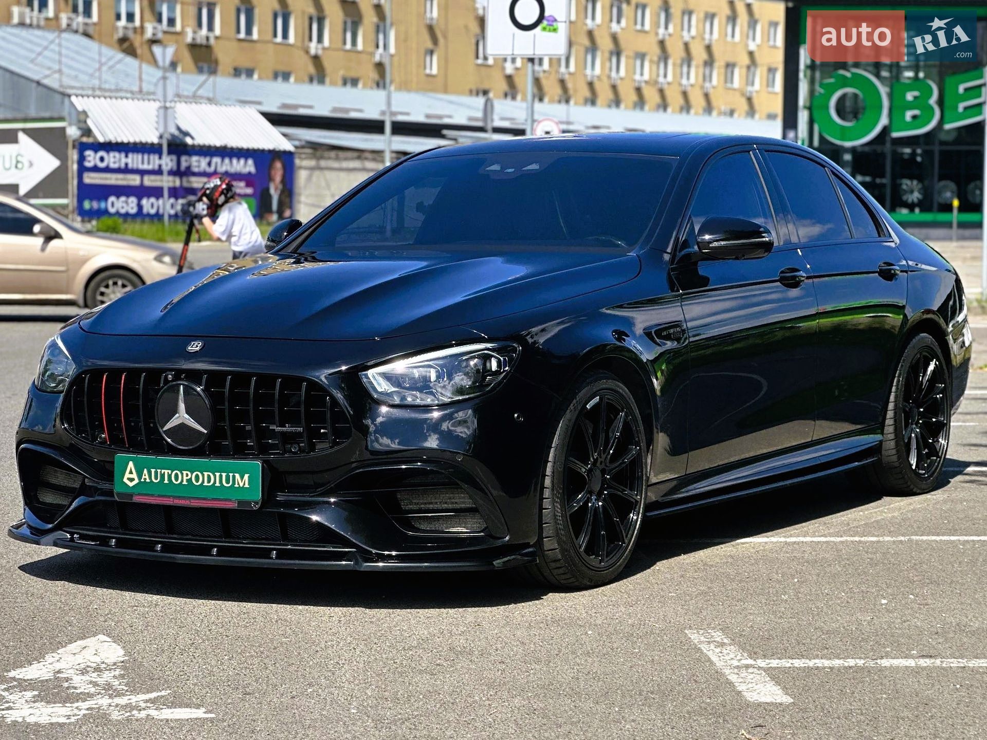 Mercedes-Benz E-Class 2019 VIN WDDZF6JBXKA618874 фото оголошення 4 з 39