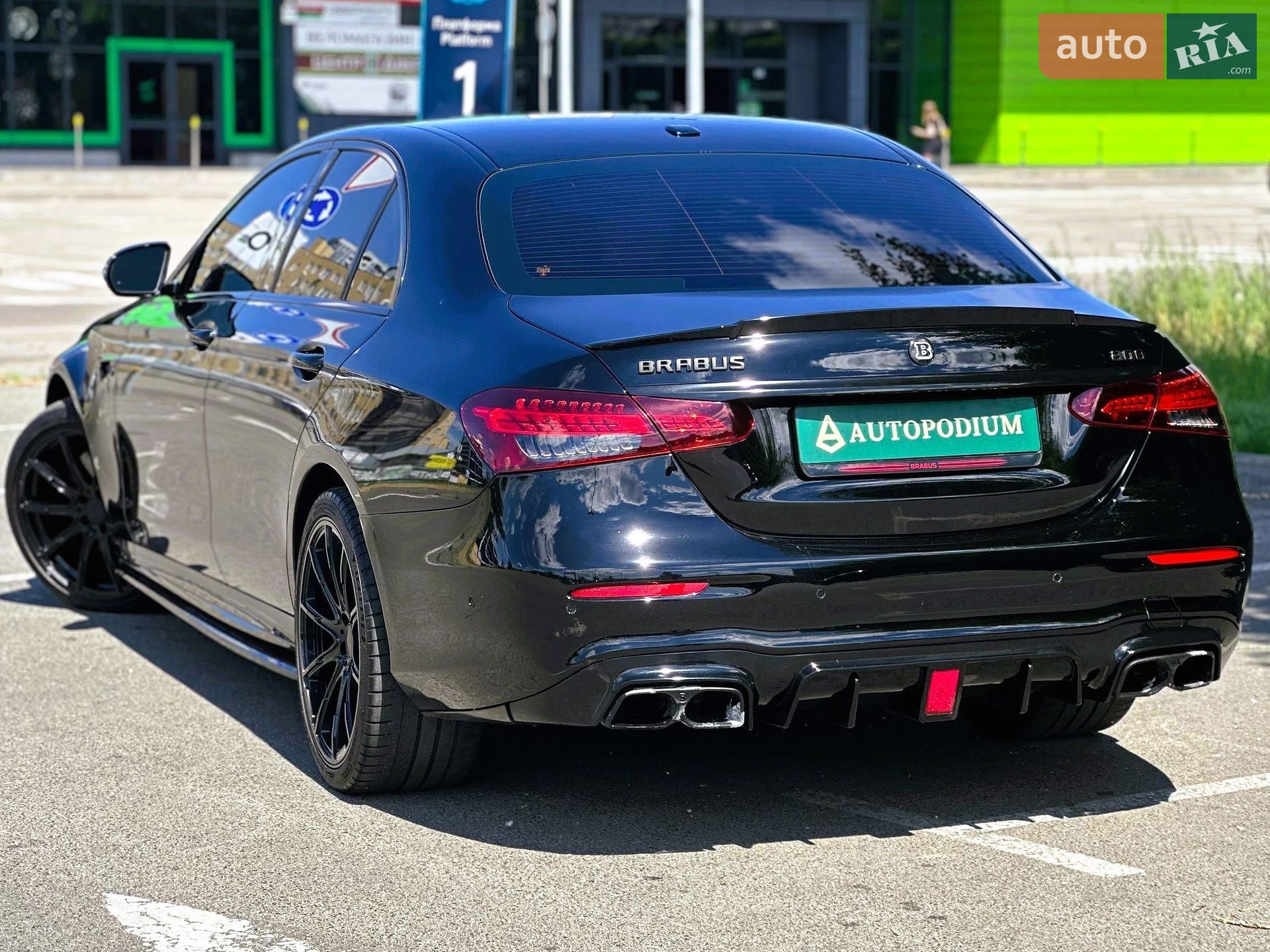 Mercedes-Benz E-Class 2019 VIN WDDZF6JBXKA618874 фото оголошення 7 з 39