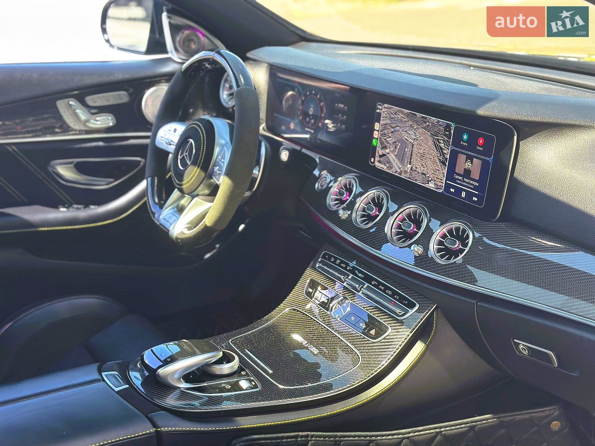Mercedes-Benz E-Class 2019 VIN WDDZF6JBXKA618874 фото оголошення 25 з 39
