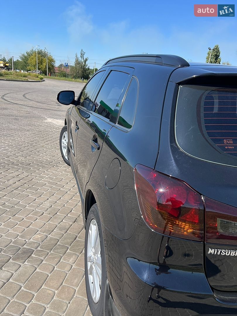 MITSUBISHI Mitsubishi ASX 2011 VIN JMBXTGA2WCZ000290 фото оголошення 7 з 35