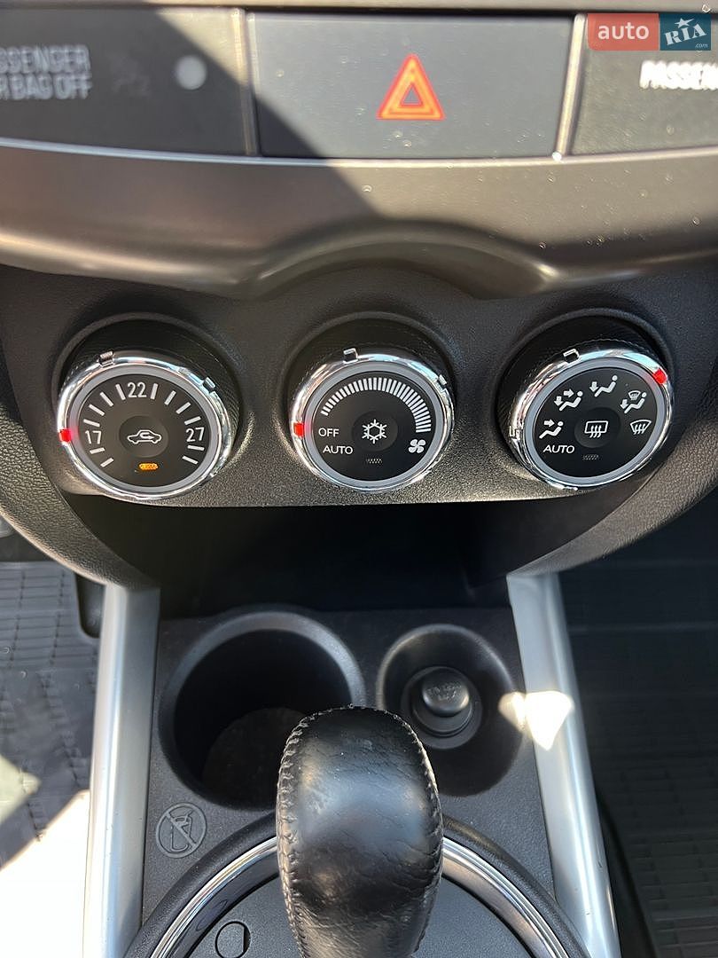 MITSUBISHI Mitsubishi ASX 2011 VIN JMBXTGA2WCZ000290 фото оголошення 25 з 35