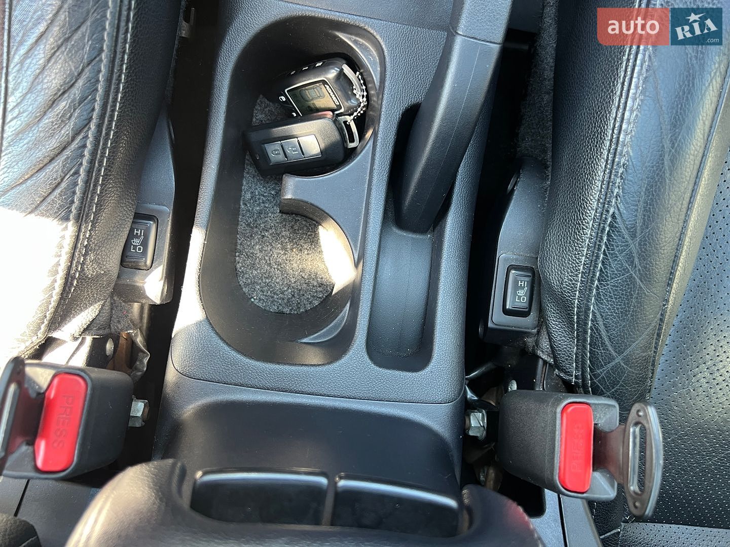MITSUBISHI Mitsubishi ASX 2011 VIN JMBXTGA2WCZ000290 фото оголошення 24 з 35