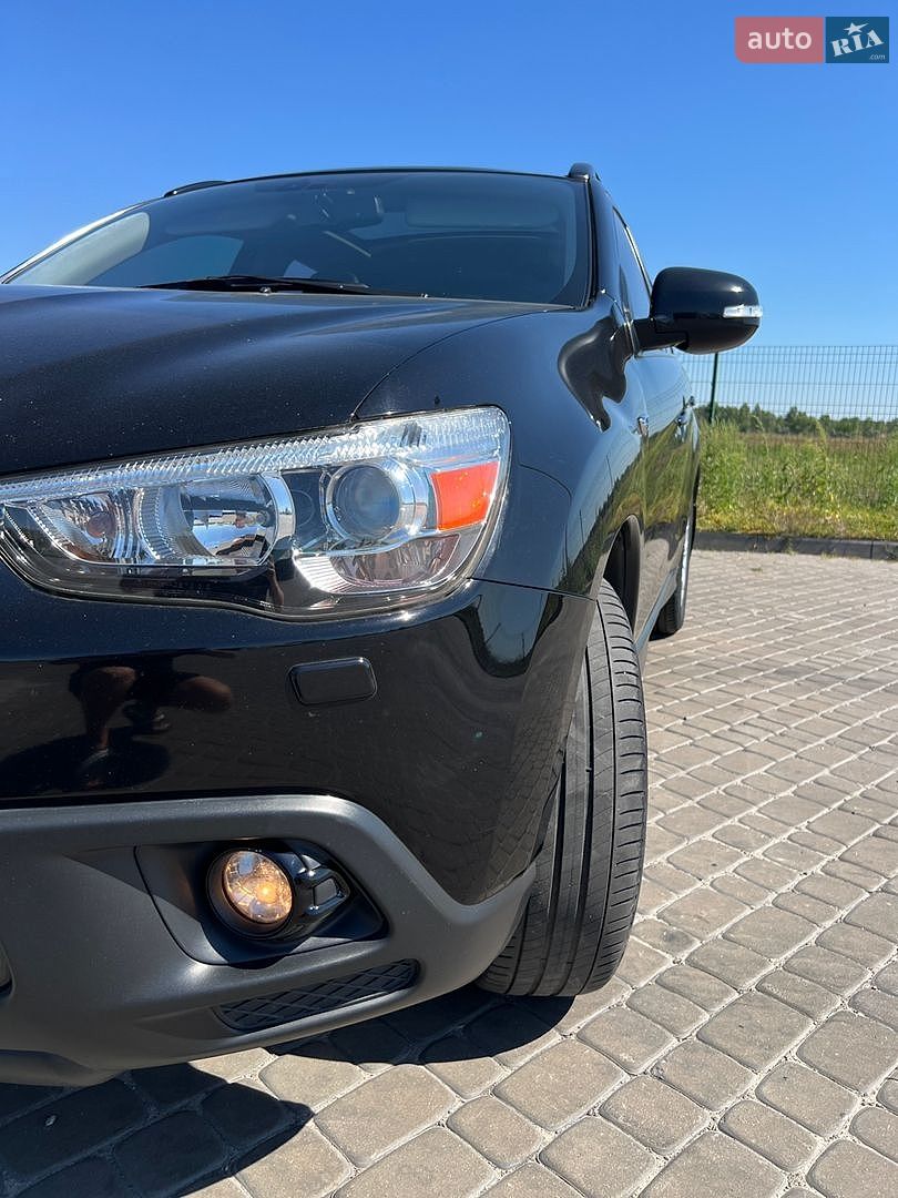MITSUBISHI Mitsubishi ASX 2011 VIN JMBXTGA2WCZ000290 фото оголошення 30 з 35