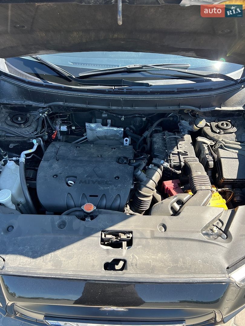 MITSUBISHI Mitsubishi ASX 2011 VIN JMBXTGA2WCZ000290 фото оголошення 28 з 35