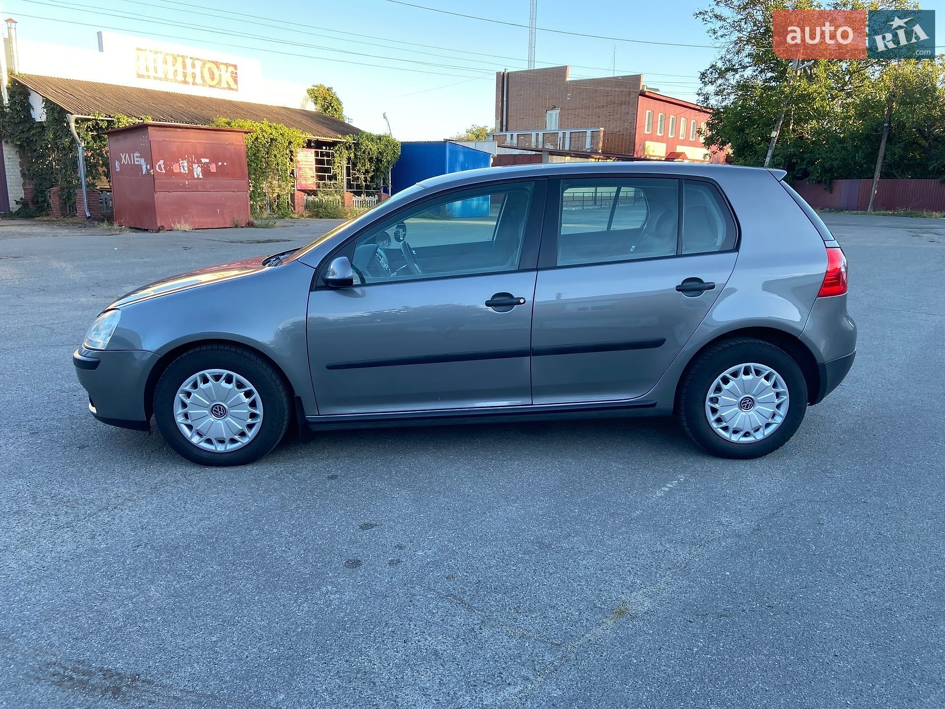 Volkswagen Golf 2005 VIN WVWZZZ1KZ5Z000086 фото оголошення 2 з 17