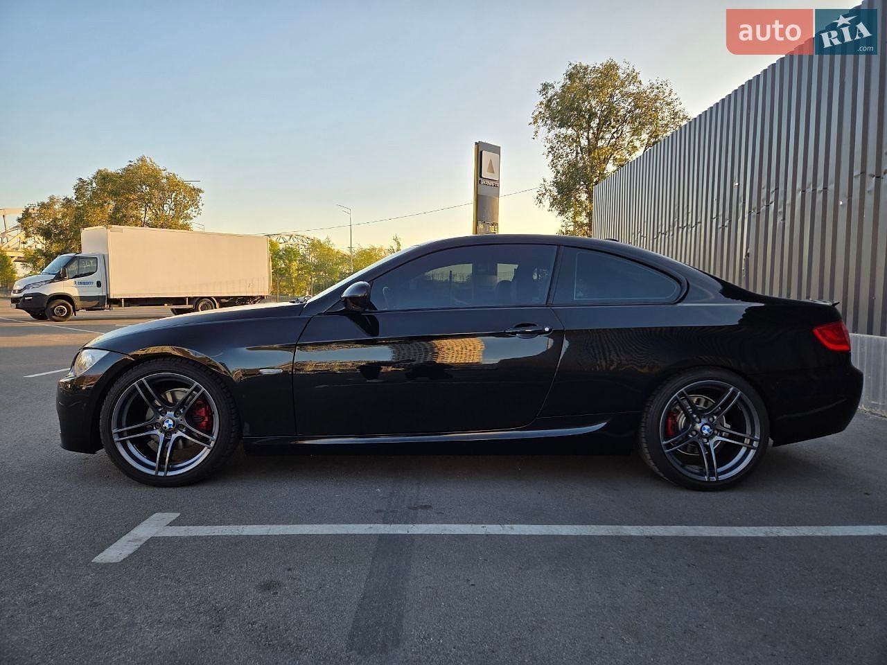 BMW 3 Series 2012 VIN WBAKE3C59CE770141 фото оголошення 2 з 57