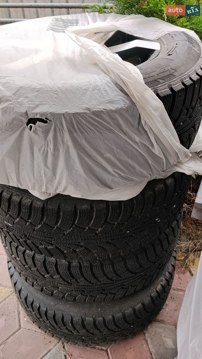 Toyota Land Cruiser Prado 2017 VIN JTEBX3FJ205104493 фото оголошення 29 з 37