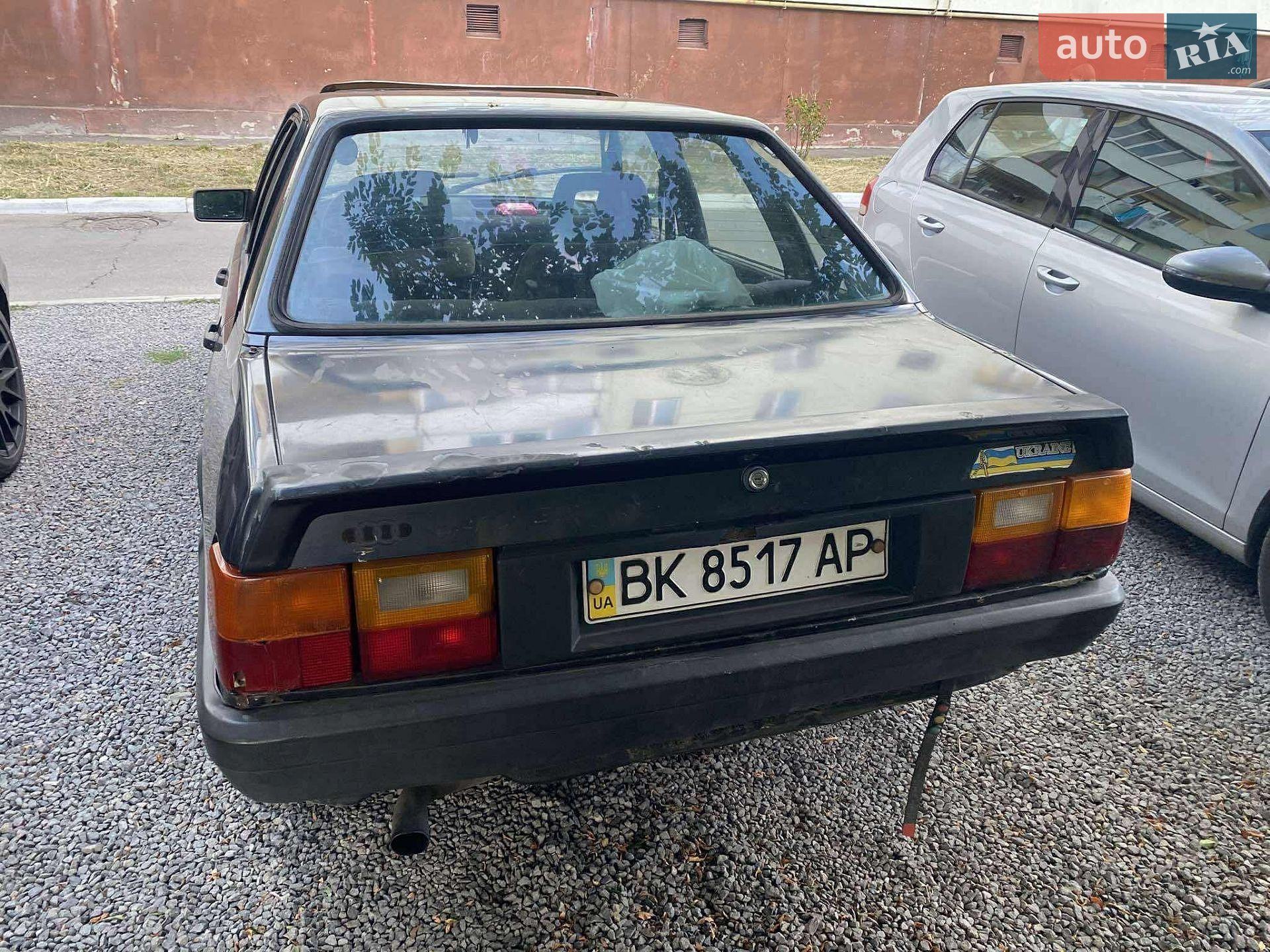 Audi 80 1986 VIN WAUZZZ81ZGA083661 фото оголошення 3 з 8