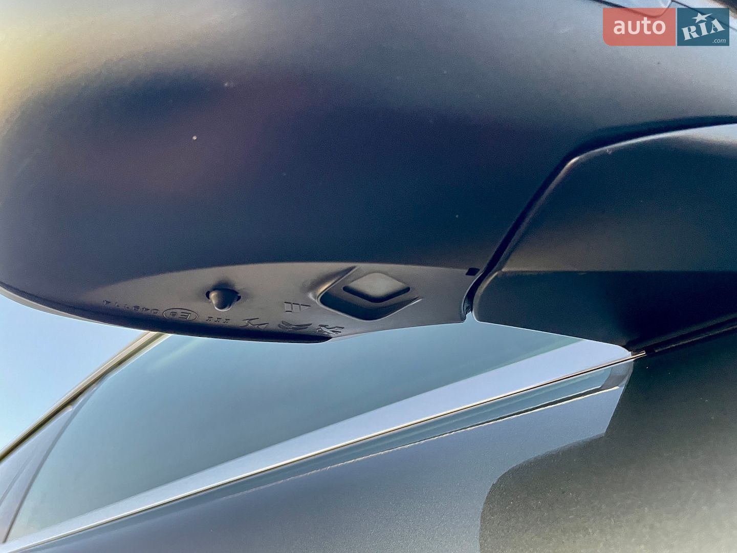 Peugeot 508 2019 VIN VR3FJEHYRKY216335 фото оголошення 43 з 47