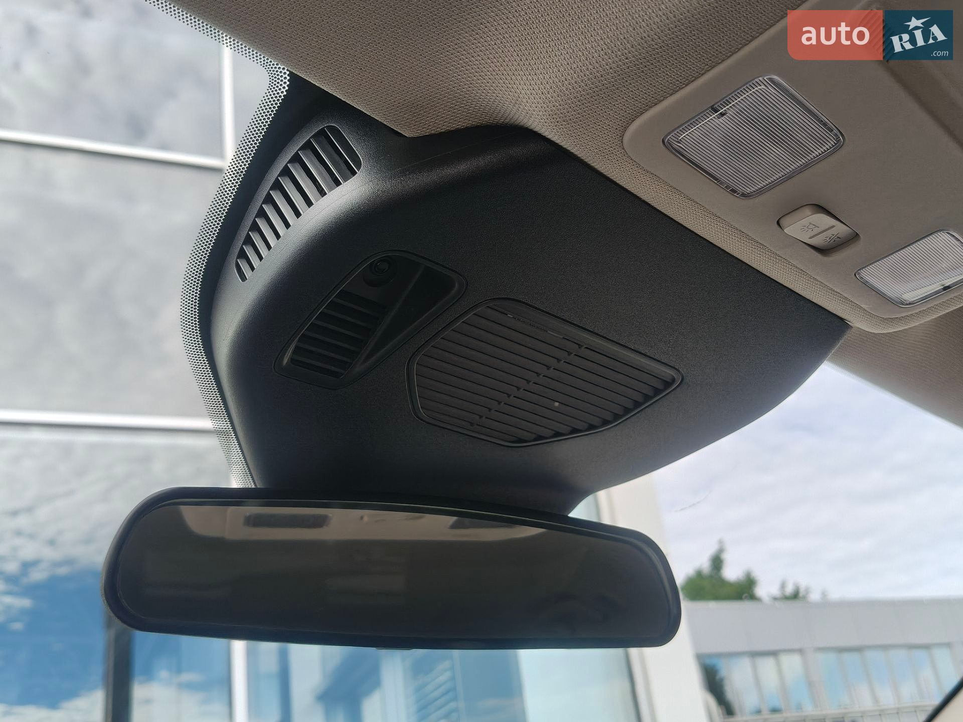 Ford Escape 2020 VIN 1FMCU9G68LUC38722 фото оголошення 50 з 76