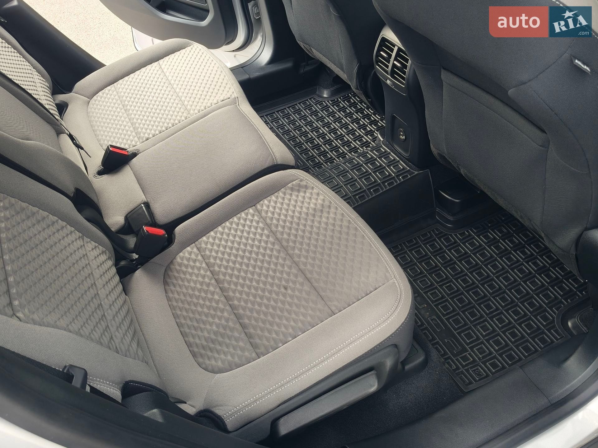 Ford Escape 2020 VIN 1FMCU9G68LUC38722 фото оголошення 62 з 76
