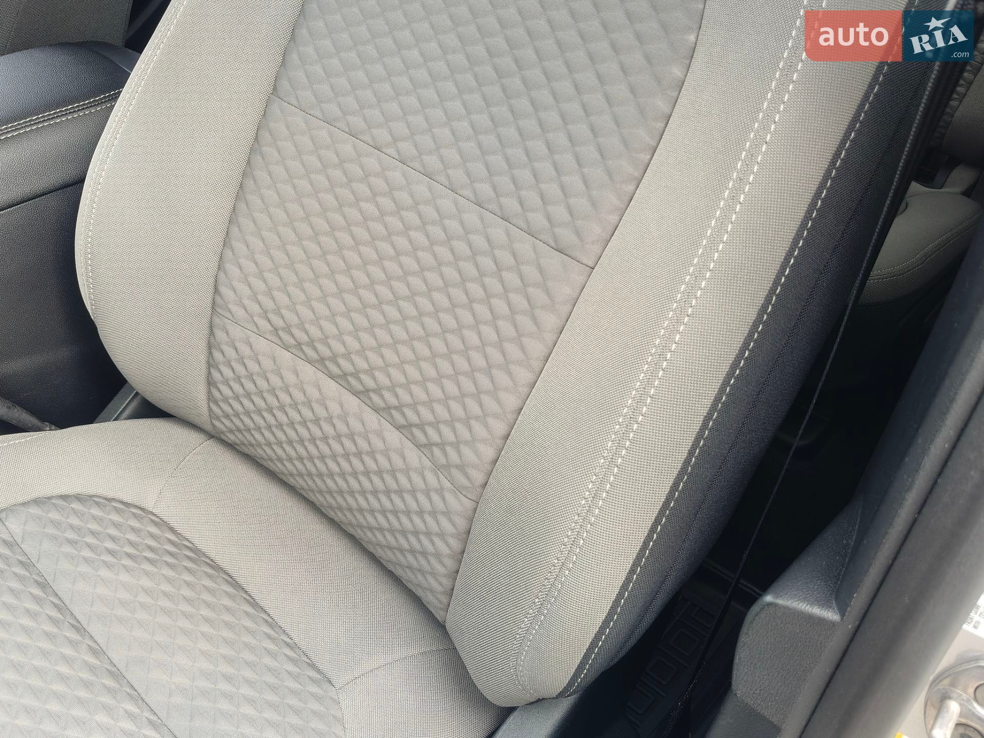 Ford Escape 2020 VIN 1FMCU9G68LUC38722 фото оголошення 48 з 76