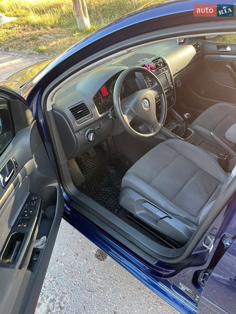 Volkswagen Golf 2004 VIN WVWZZZ1KZ5P040541 фото оголошення 5 з 10