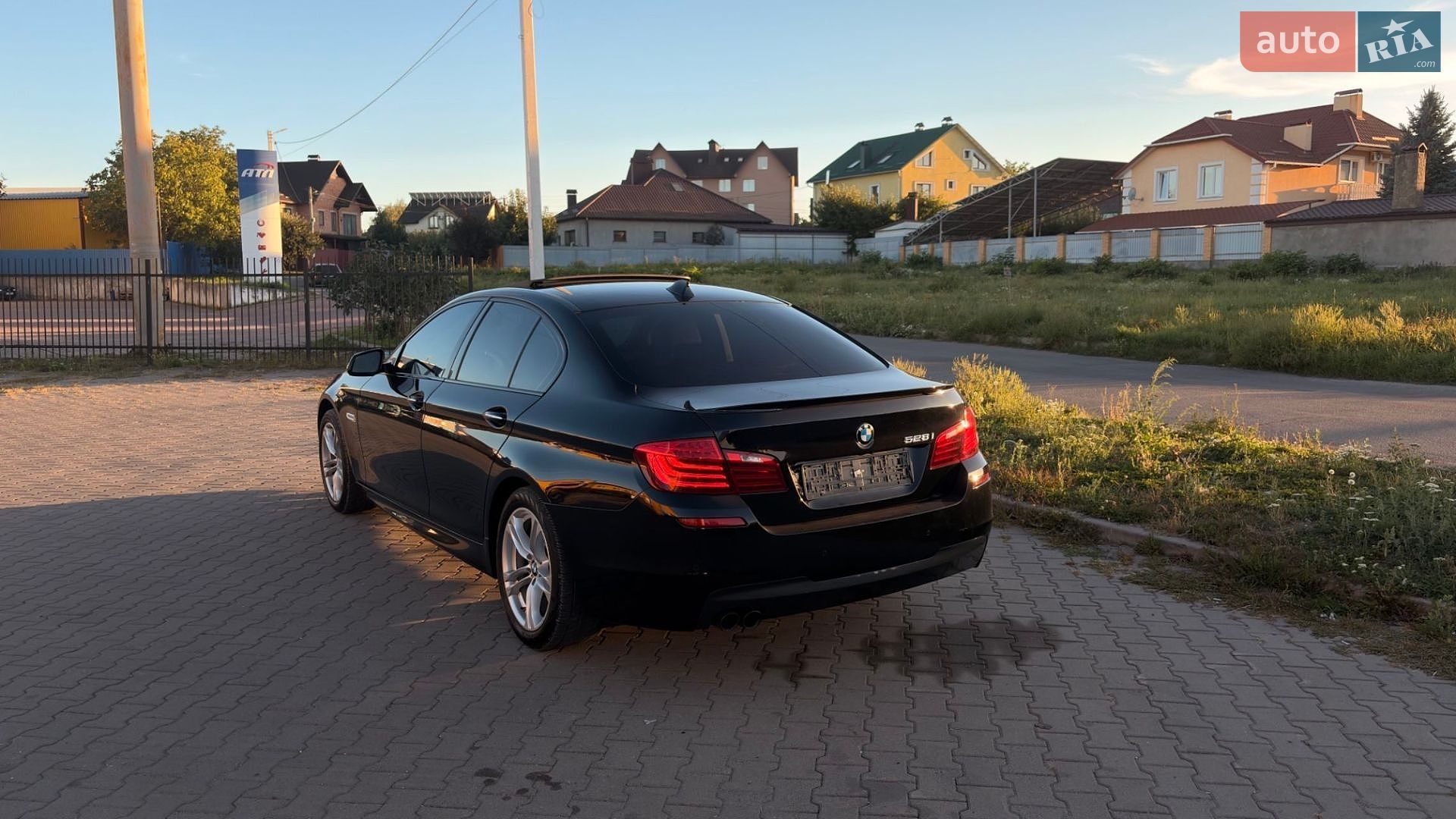 BMW 5 Series 2014 VIN WBA5A5C52ED504943 фото оголошення 9 з 32