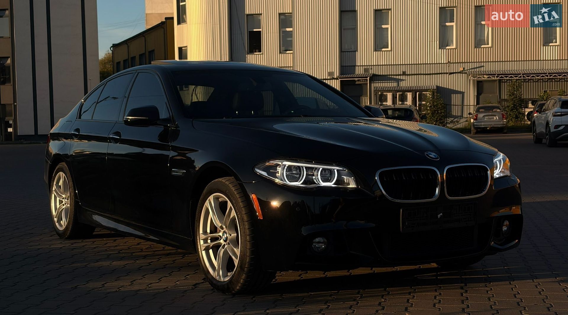 BMW 5 Series 2014 VIN WBA5A5C52ED504943 фото оголошення 5 з 36
