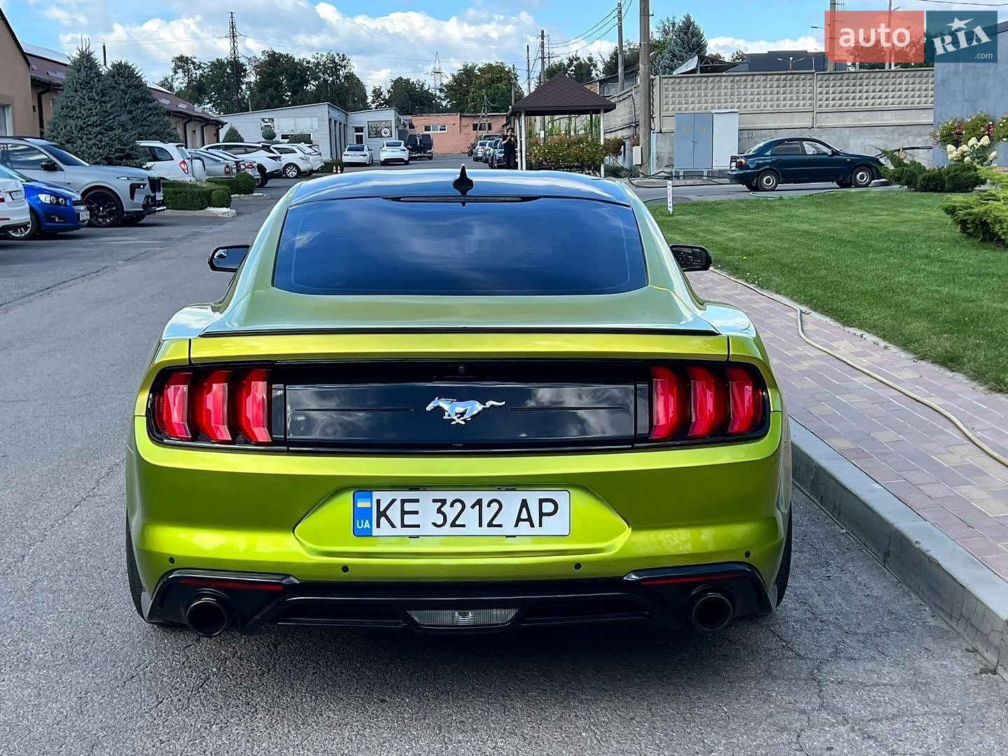 Ford Mustang 2020 VIN 1FA6P8TH7L5139089 фото оголошення 7 з 30