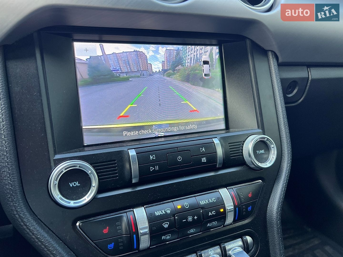 Ford Mustang 2020 VIN 1FA6P8TH7L5139089 фото оголошення 14 з 30
