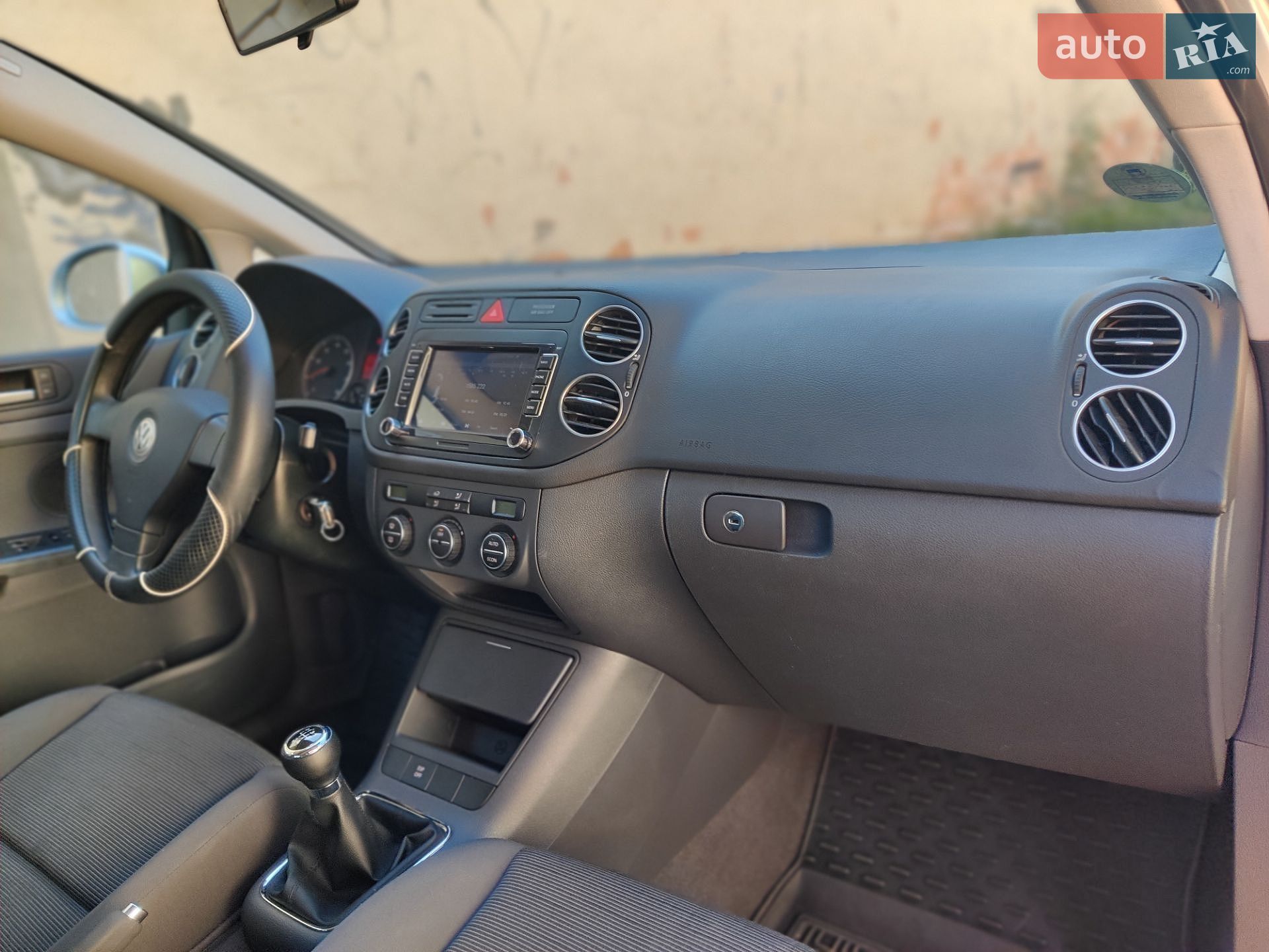 Volkswagen Golf 2005 VIN WVWZZZ1KZ6W552206 фото оголошення 18 з 45