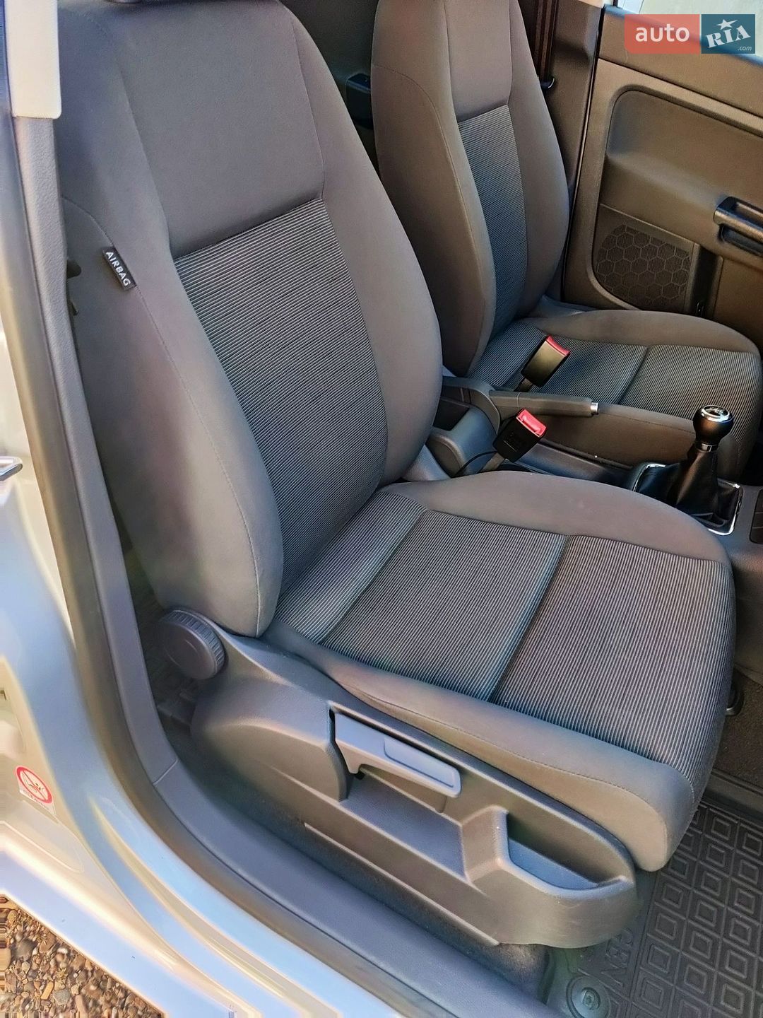 Volkswagen Golf 2005 VIN WVWZZZ1KZ6W552206 фото оголошення 7 з 45