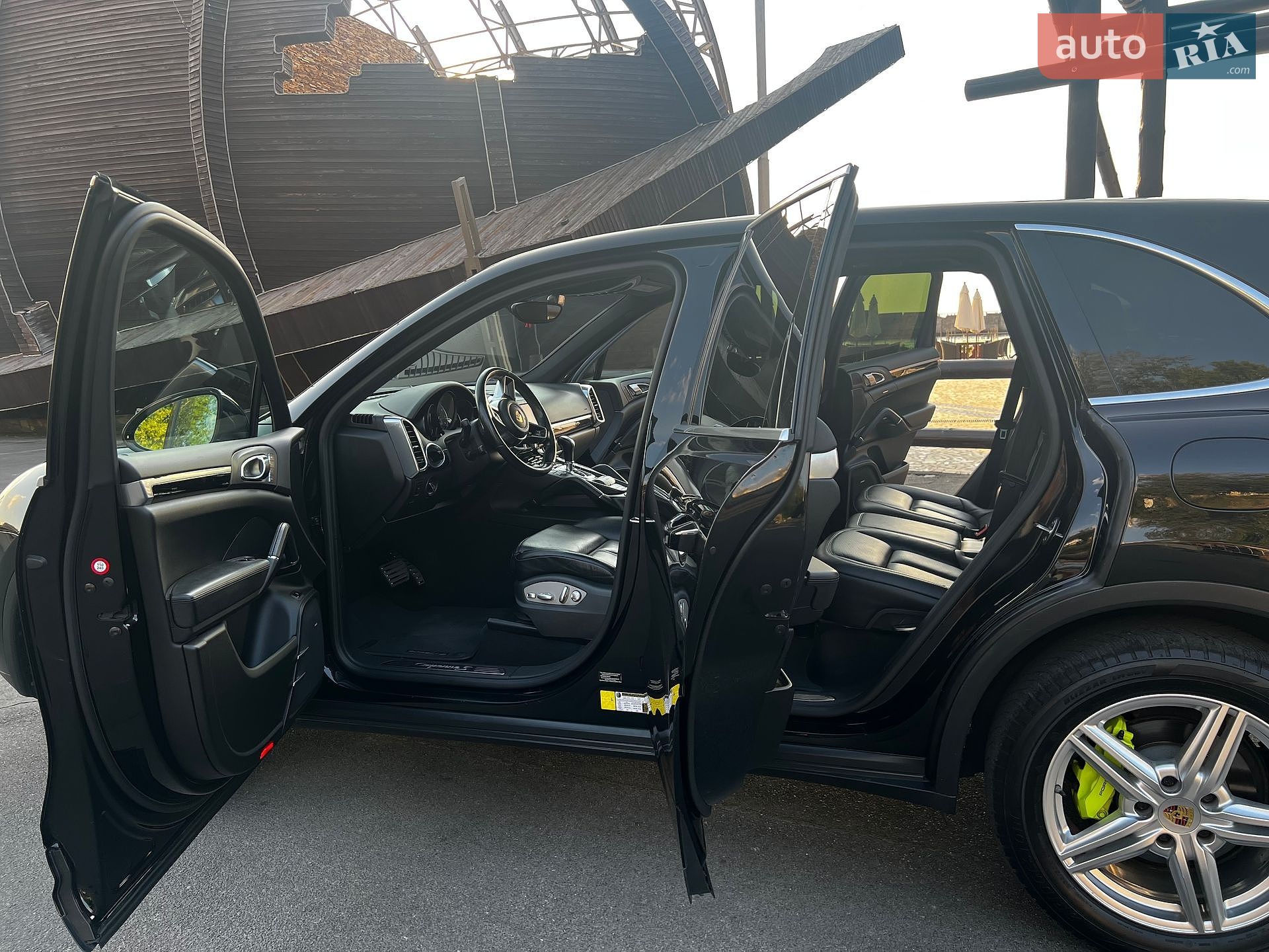 Porsche Cayenne 2015 VIN WP1AE2A20GLA59106 фото оголошення 16 з 26