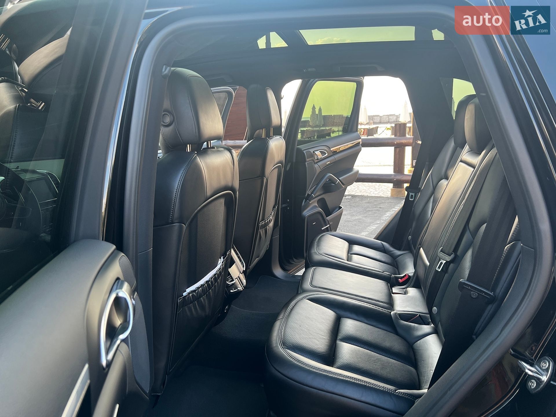 Porsche Cayenne 2015 VIN WP1AE2A20GLA59106 фото оголошення 18 з 26