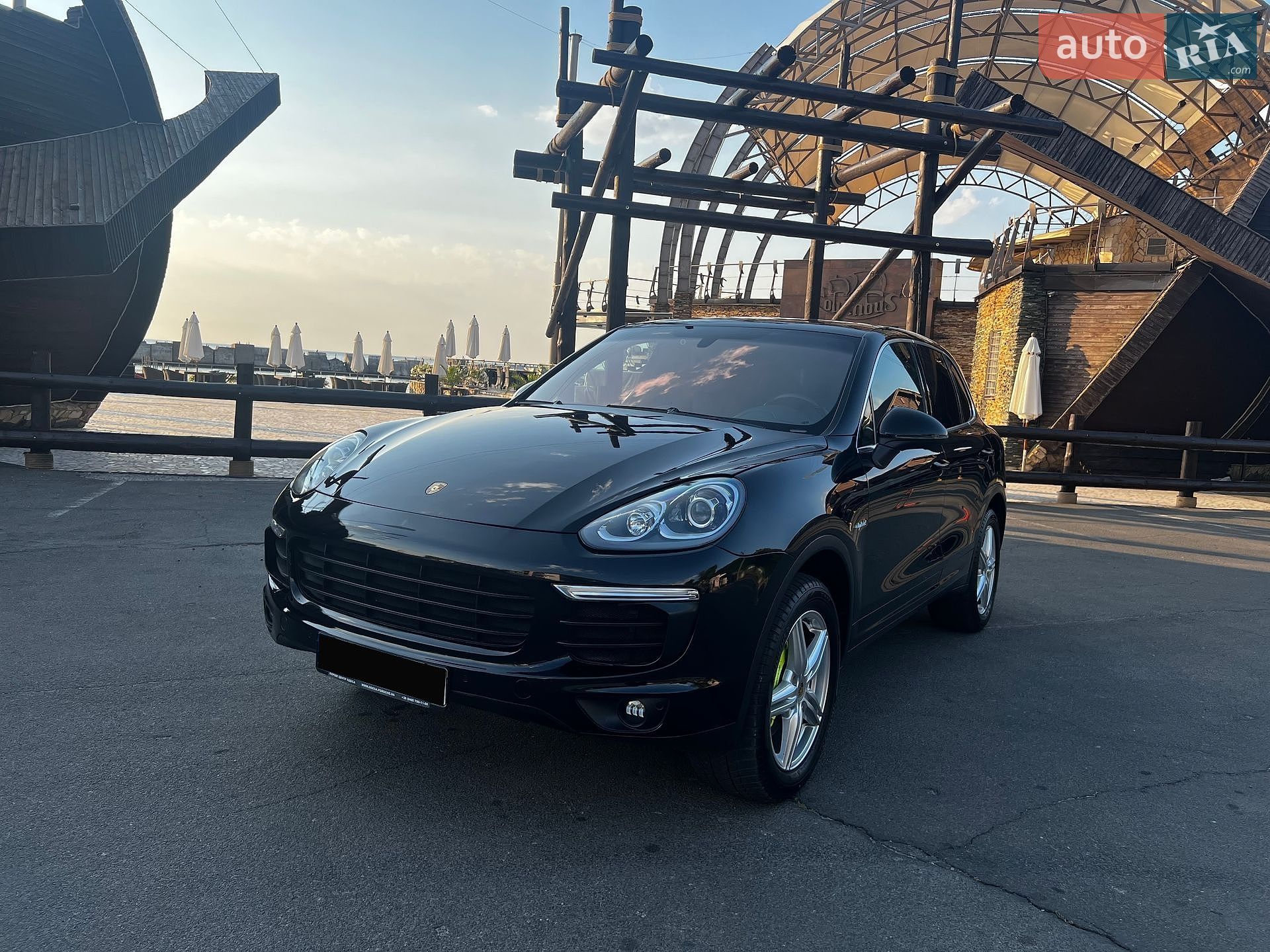 Porsche Cayenne 2015 VIN WP1AE2A20GLA59106 фото оголошення 2 з 26