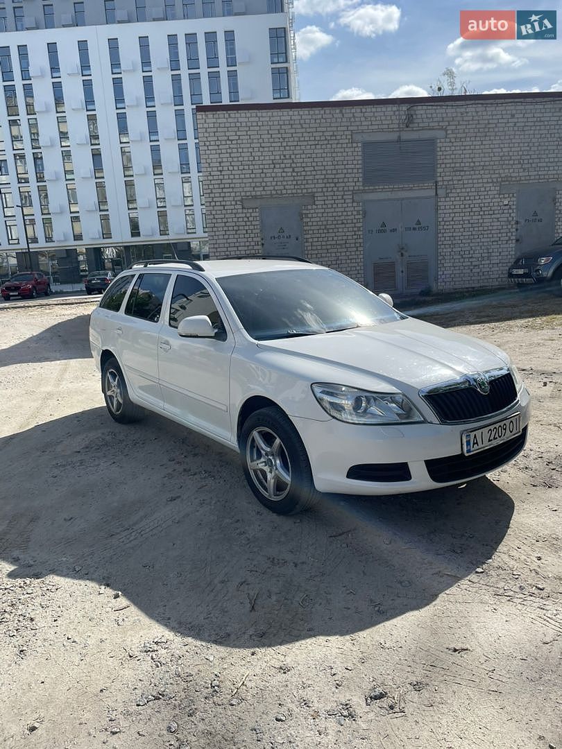 Skoda Octavia 2009 VIN TMBHS61Z992035909 фото оголошення 2 з 7