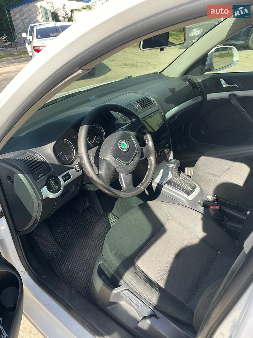 Skoda Octavia 2009 VIN TMBHS61Z992035909 фото оголошення 4 з 7