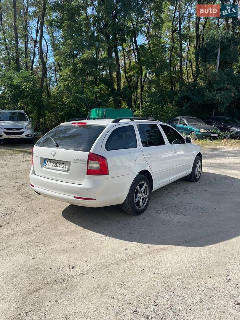 Skoda Octavia 2009 VIN TMBHS61Z992035909 фото оголошення 5 з 7