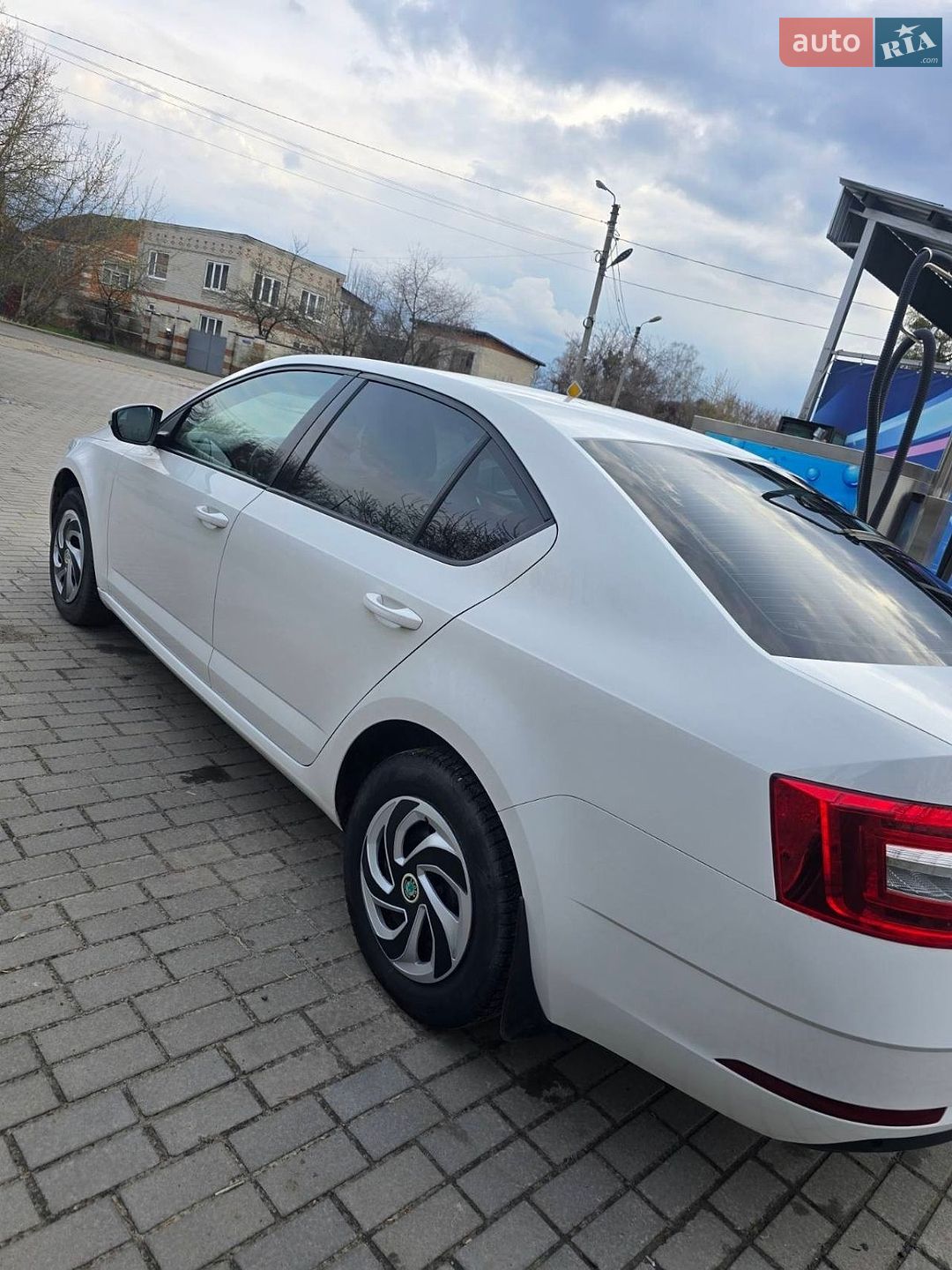 SKODA OCTAVIA 2018 VIN TMBAN2NE2JB009634 фото оголошення 8 з 25