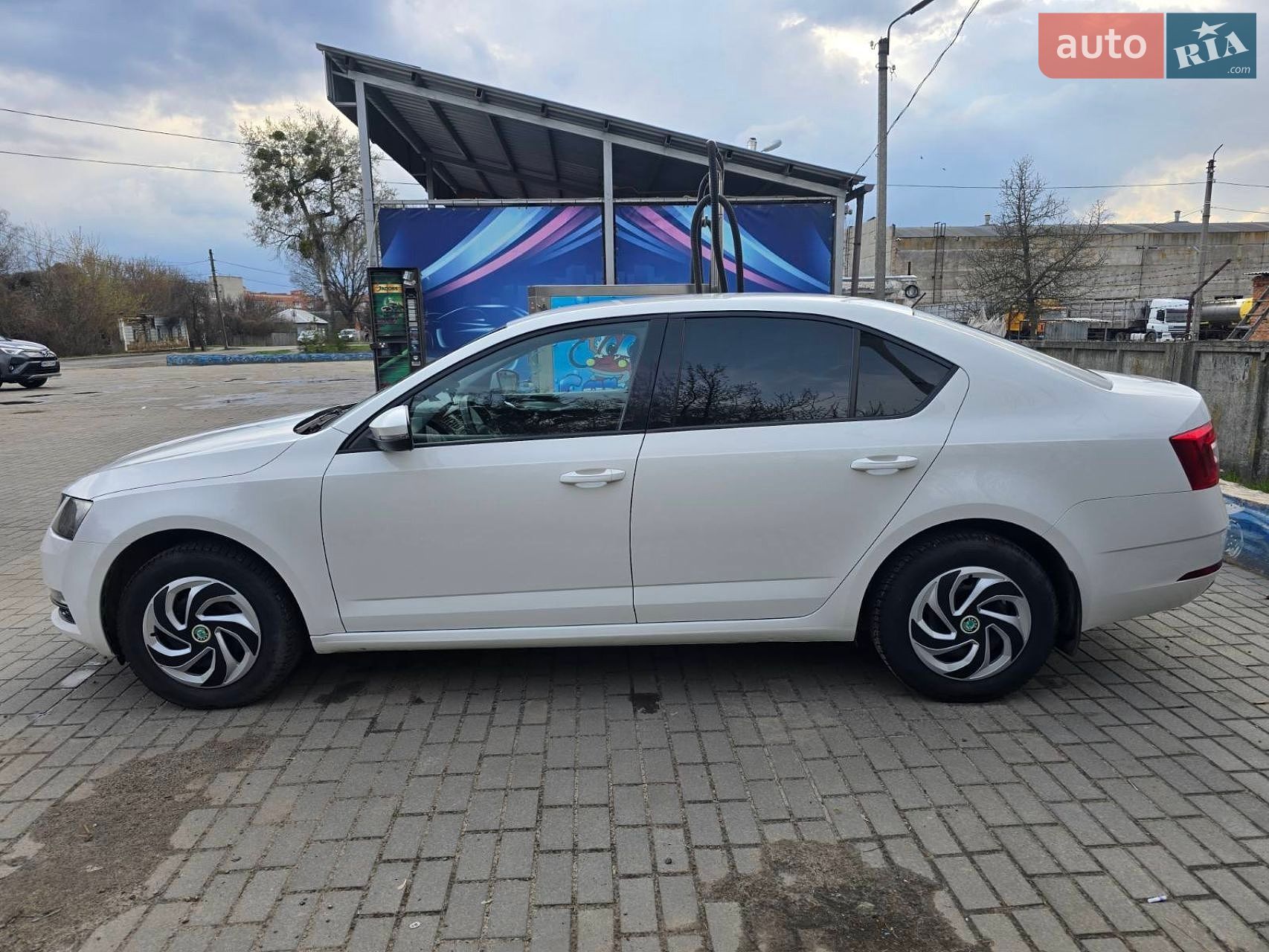 SKODA OCTAVIA 2018 VIN TMBAN2NE2JB009634 фото оголошення 7 з 25