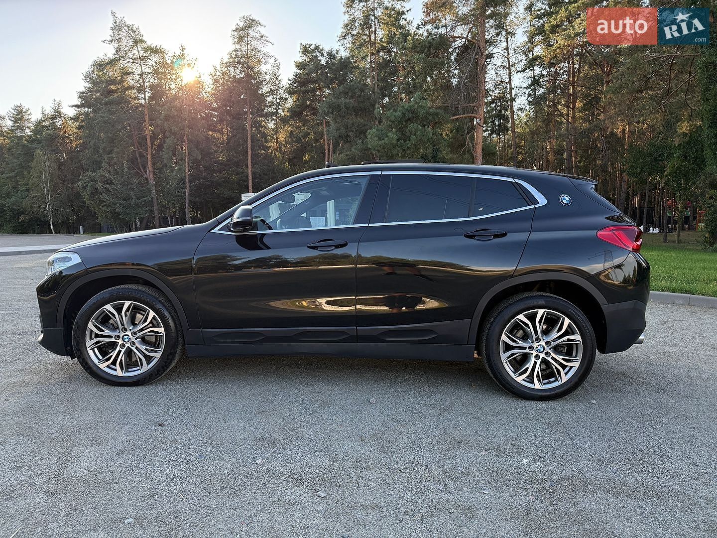 BMW X2 2019 VIN WBXYJ5C55K5N33183 фото оголошення 4 з 24